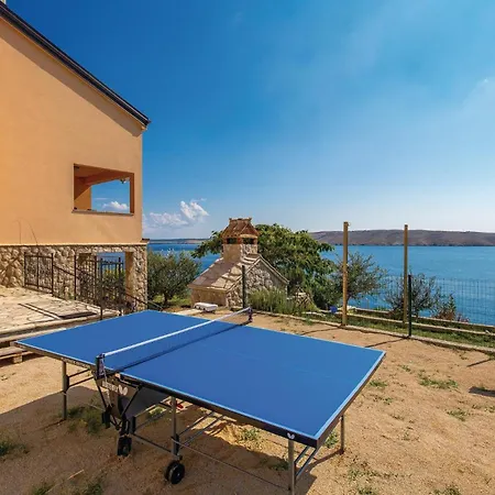 2 Bedroom Lovely In * Vlasici